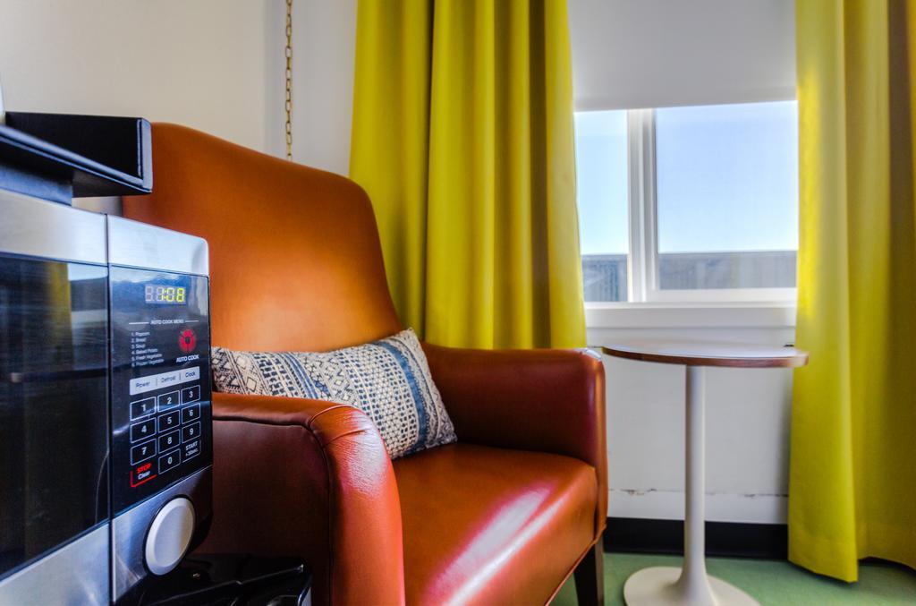 Mylo Hotel Daly City Bagian luar foto