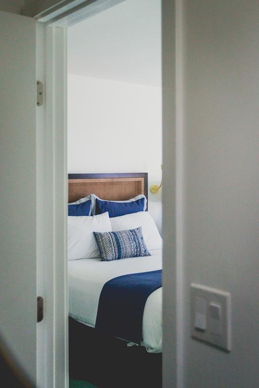 Mylo Hotel Daly City Bagian luar foto