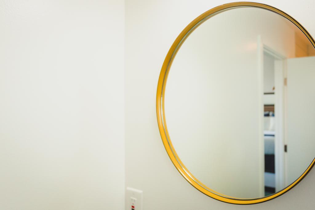 Mylo Hotel Daly City Bagian luar foto