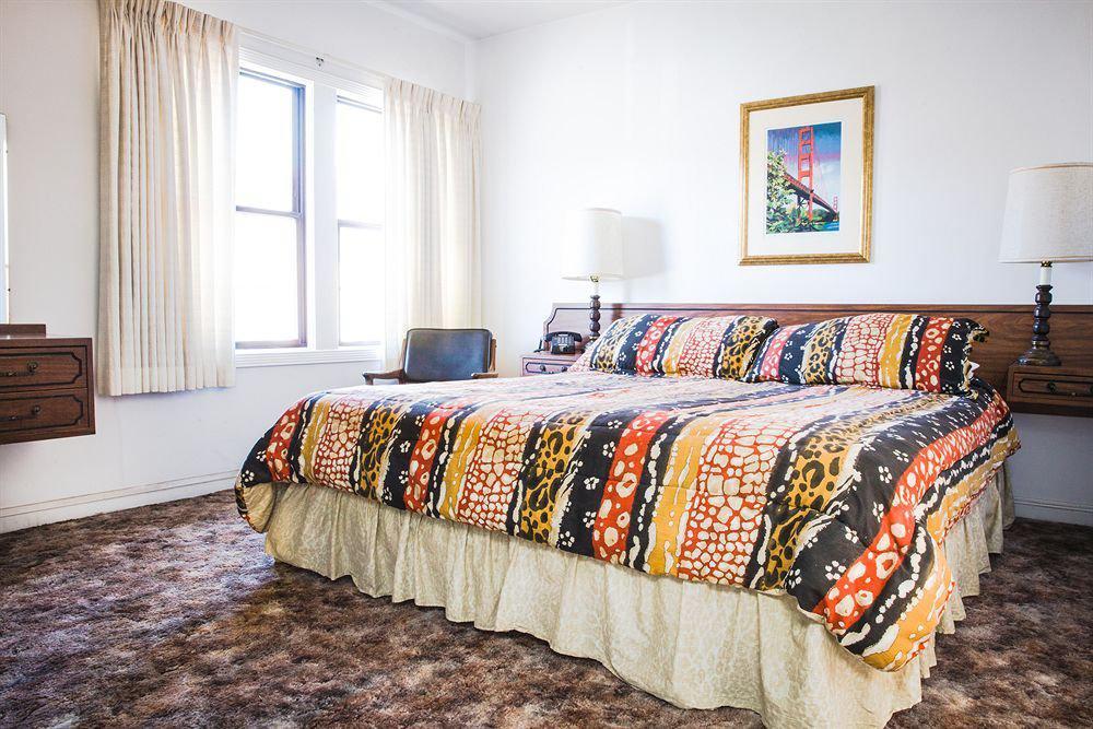 Mylo Hotel Daly City Bagian luar foto