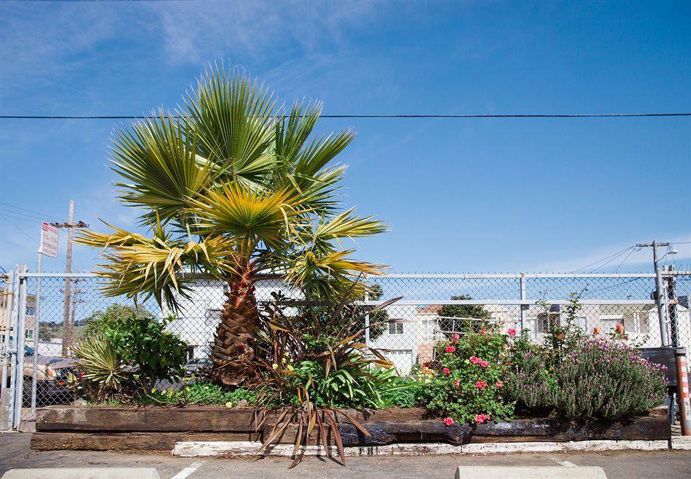 Mylo Hotel Daly City Bagian luar foto
